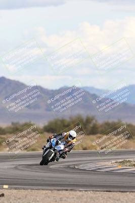 media/Nov-16-2025-Race Pace (Sun) [[8c5fa54630]]/Non Verified Riders (1st 20 Minutes)/5-Turn 15 (110pm)/